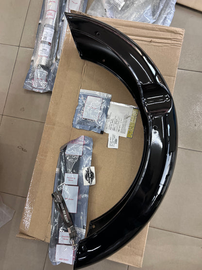 Royal Enfield 888402 Front Mudguard Kit Assembly (Black) – Bullet / Standard 350 UCE (OEM Genuine)