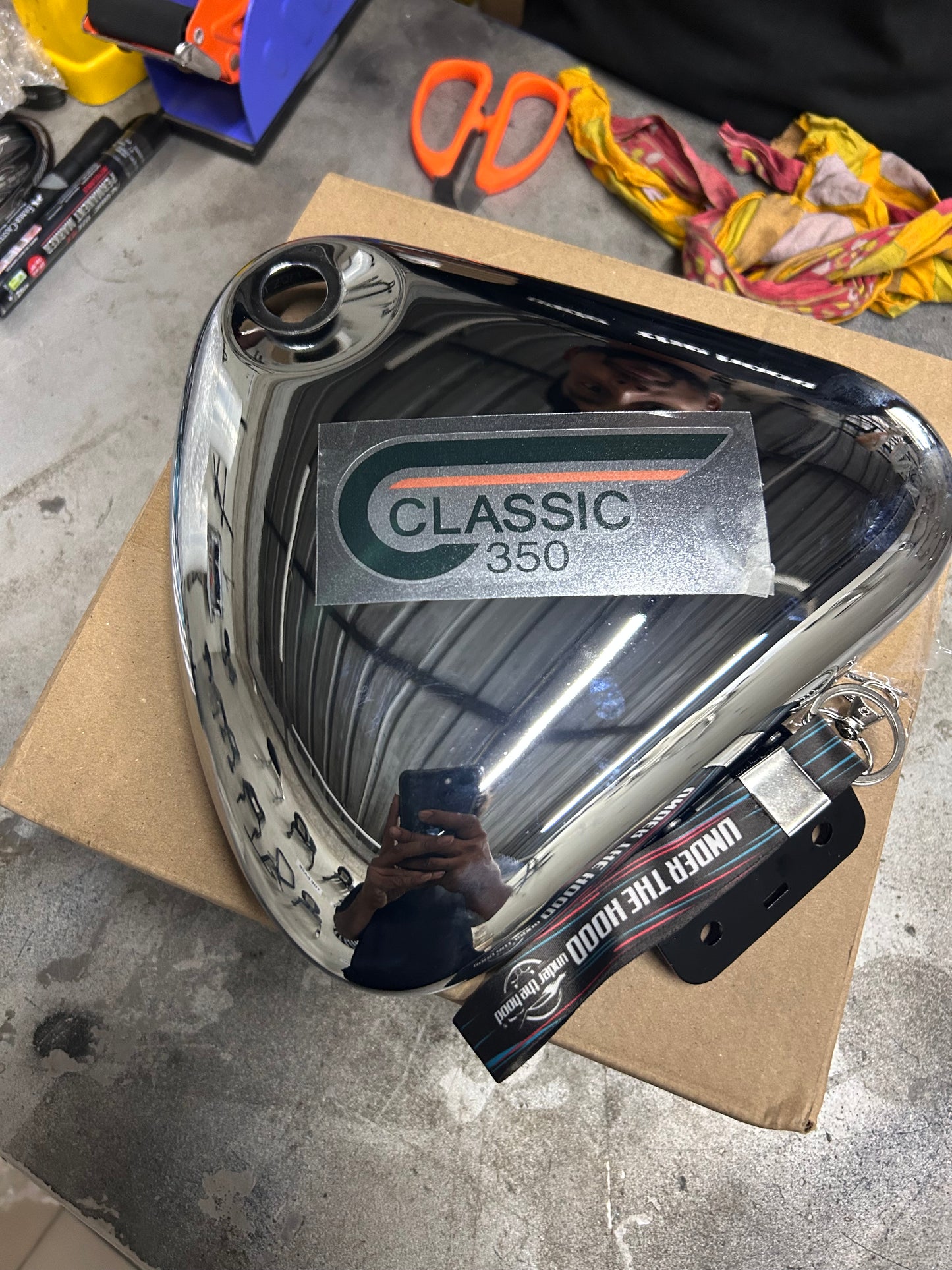 Chrome Side Panel with Sticker (LH) for New Classic 350 "Chrome Emerald Green" (J-Series, BS6) – RAV02286/A