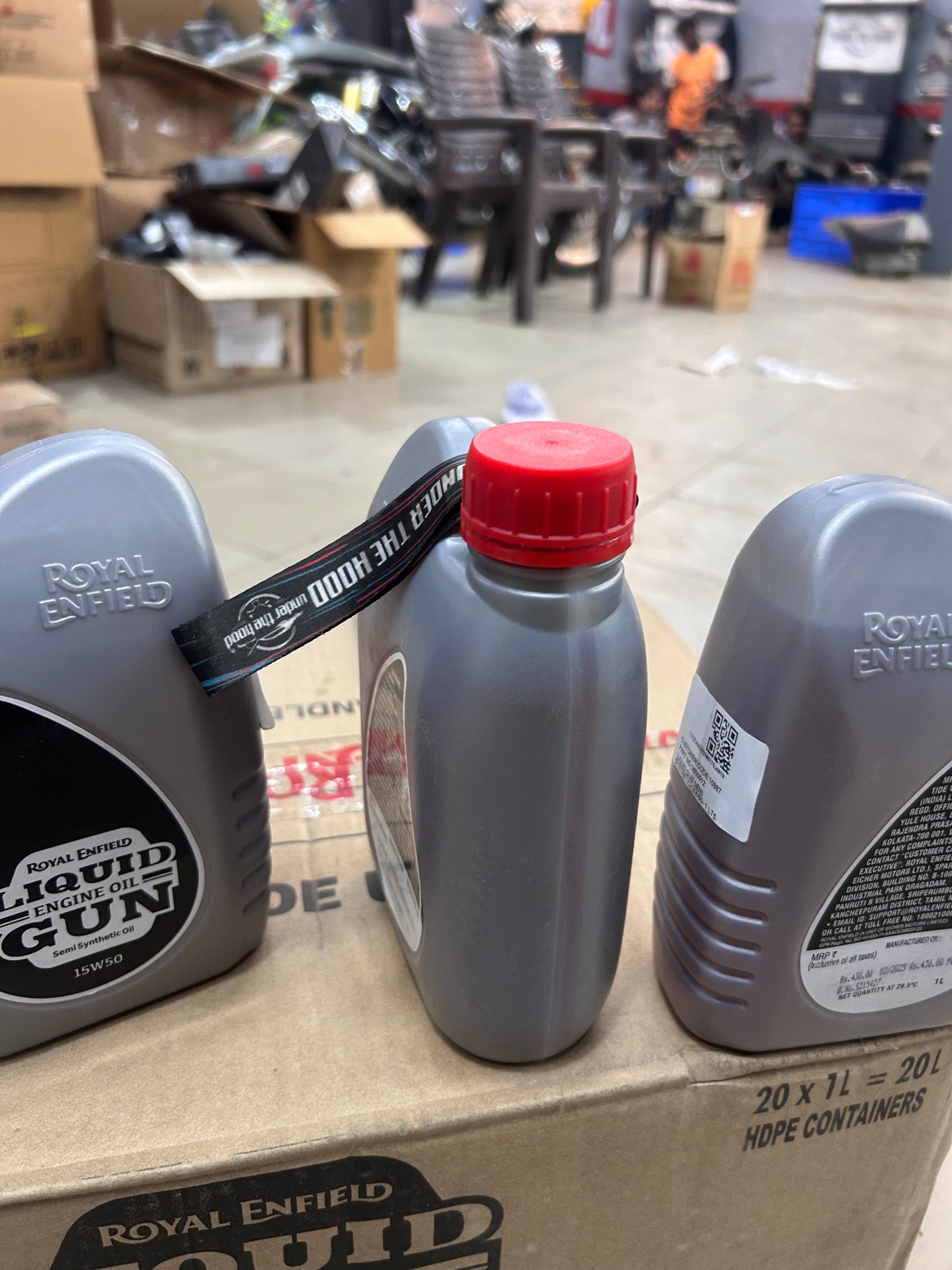 Royal Enfield Liquid Gun Semi Synthetic Engine Oil 15W50 – 1 Litre (Top-Up / Service Support) – 3600012 (UCE + J-Series Grade)