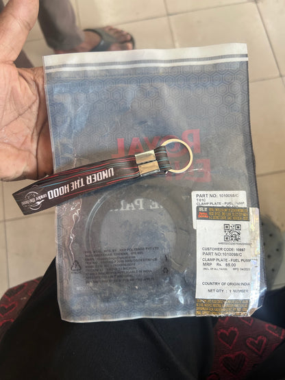 Royal Enfield 1010098/C – Clamp Plate (Fuel Pump Clamp Plate) for Classic 500 Euro 4, Bullet 500 Euro 4 & Bullet Trials 500 Euro 4 | Genuine OEM
