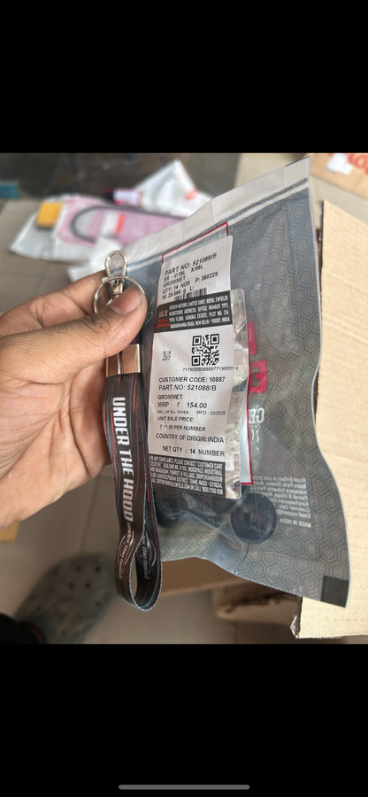 Grommet for Classic 500 Euro 3 / Continental GT 535 Euro 3 & Euro 4 – Genuine Royal Enfield 521088/B