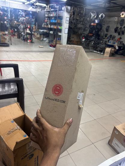 Royal Enfield 148226/F – Rear Mudguard (Silver) – Genuine OEM for Interceptor 650 & Continental GT 650 (BS6)