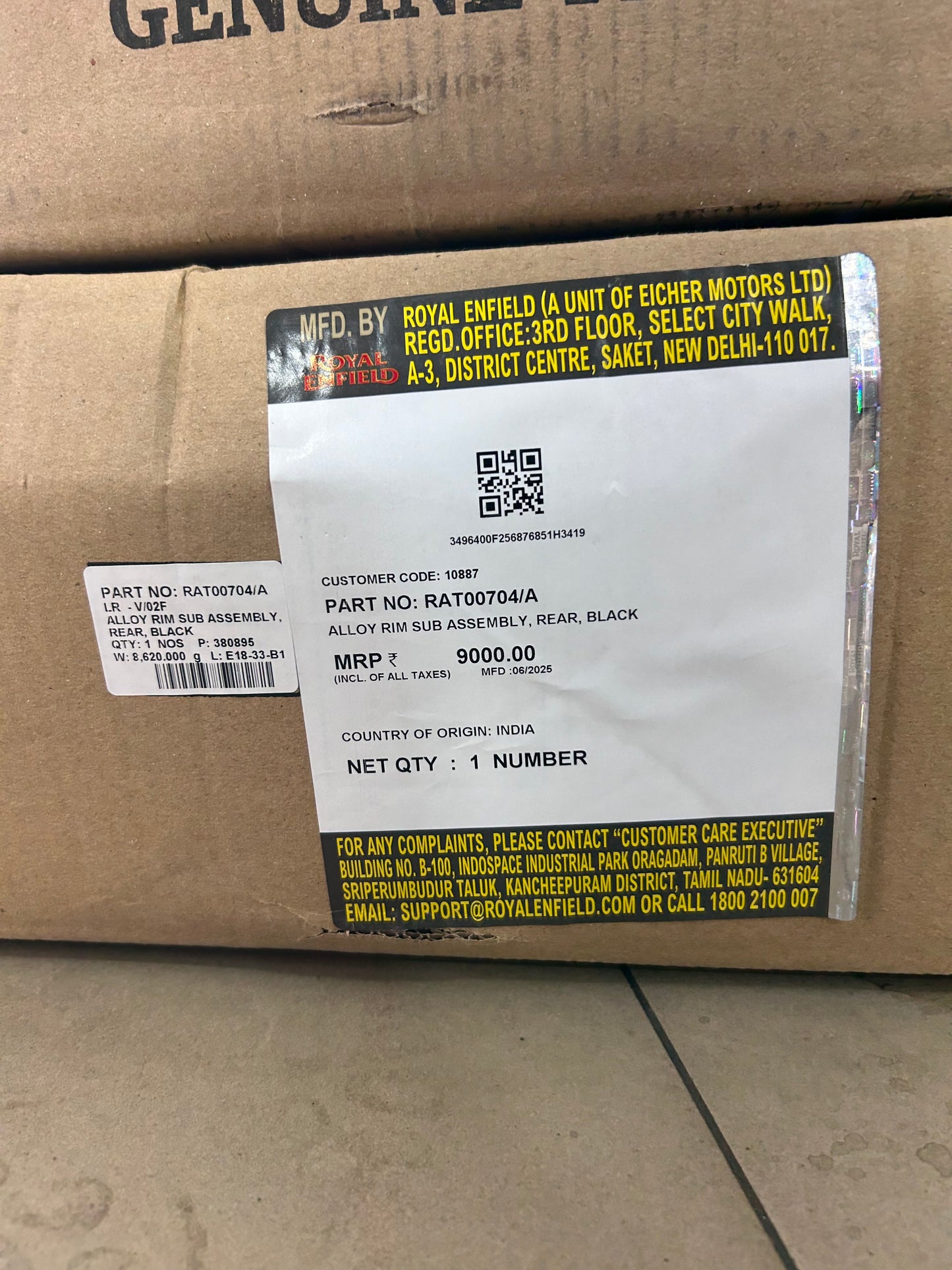 Royal Enfield RAT00704/A Rear Alloy Wheel 18-inch – OEM Tubeless Upgrade for GT 650 & Interceptor 650