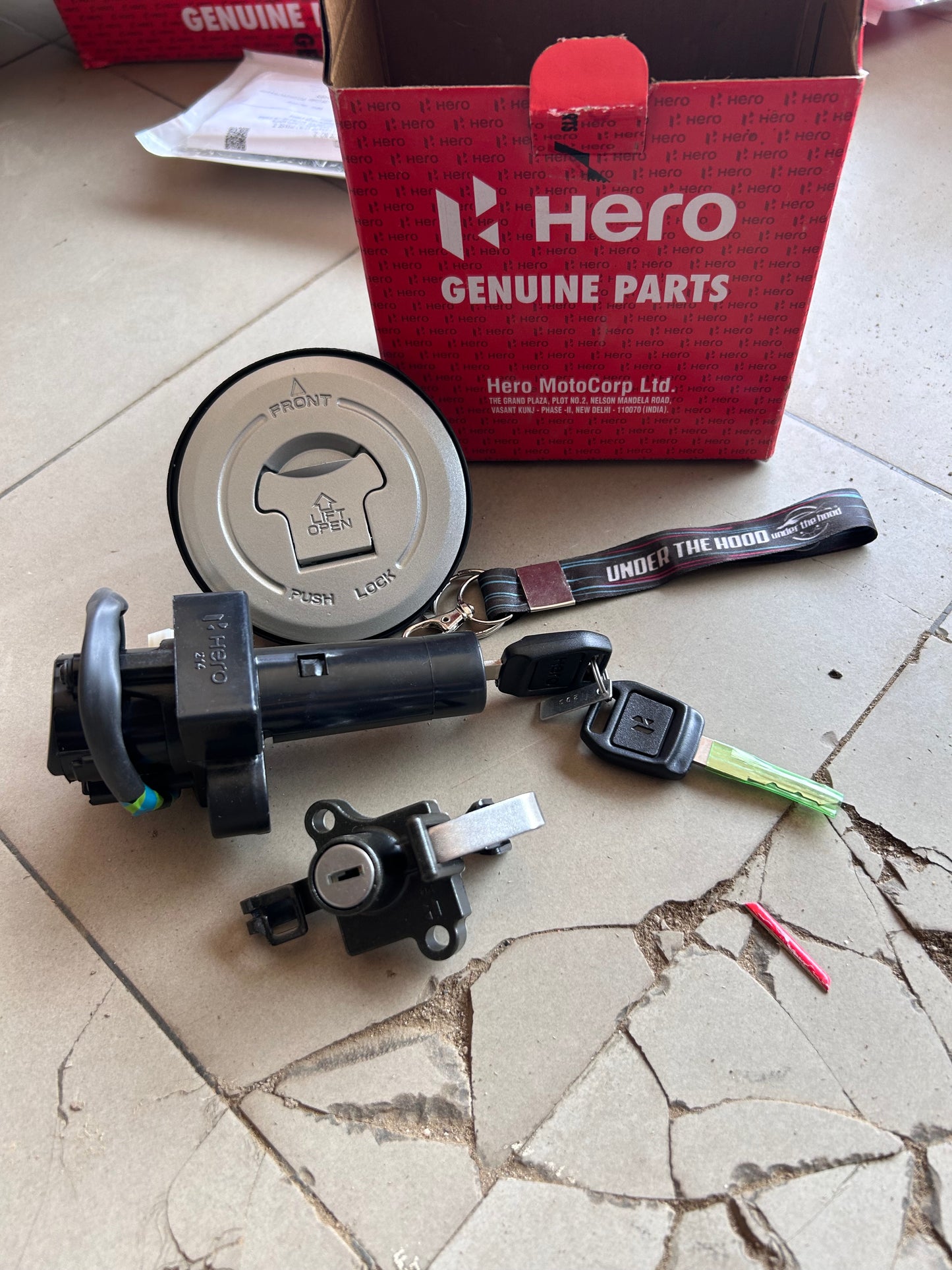 Hero Genuine Ignition Switch Lock Set for Glamour | Key Set / Main Lock Assembly with 2 Keys | 35010AANH20S