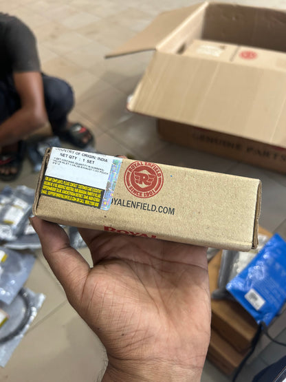 Royal Enfield 888293 – Engine Valve Kit for UCE Models (Classic 350, Electra 350, Standard 350)