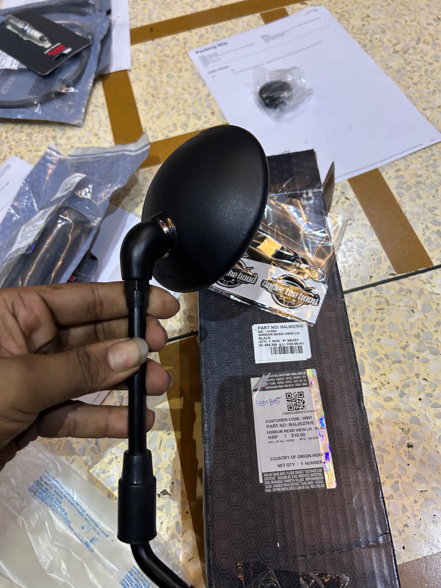 Royal Enfield RAL00276/E – Black Left-Hand Rear-View Mirror (LH) for Hunter 350 & Meteor 350 (OEM)