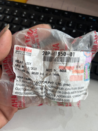 Yamaha Relay Assy 20P‑H1950‑01 – OEM Electrical Relay for R15 & YZF‑155