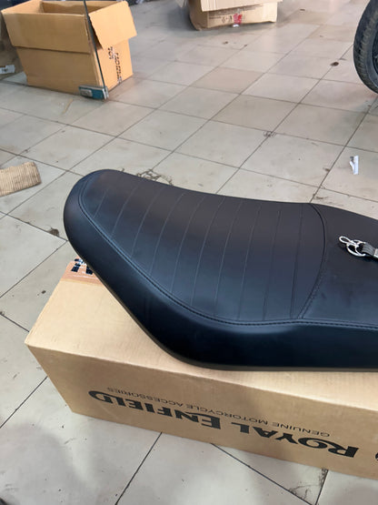 Royal Enfield Hunter 350 Black Low Ride Dual Seat KXA00631
