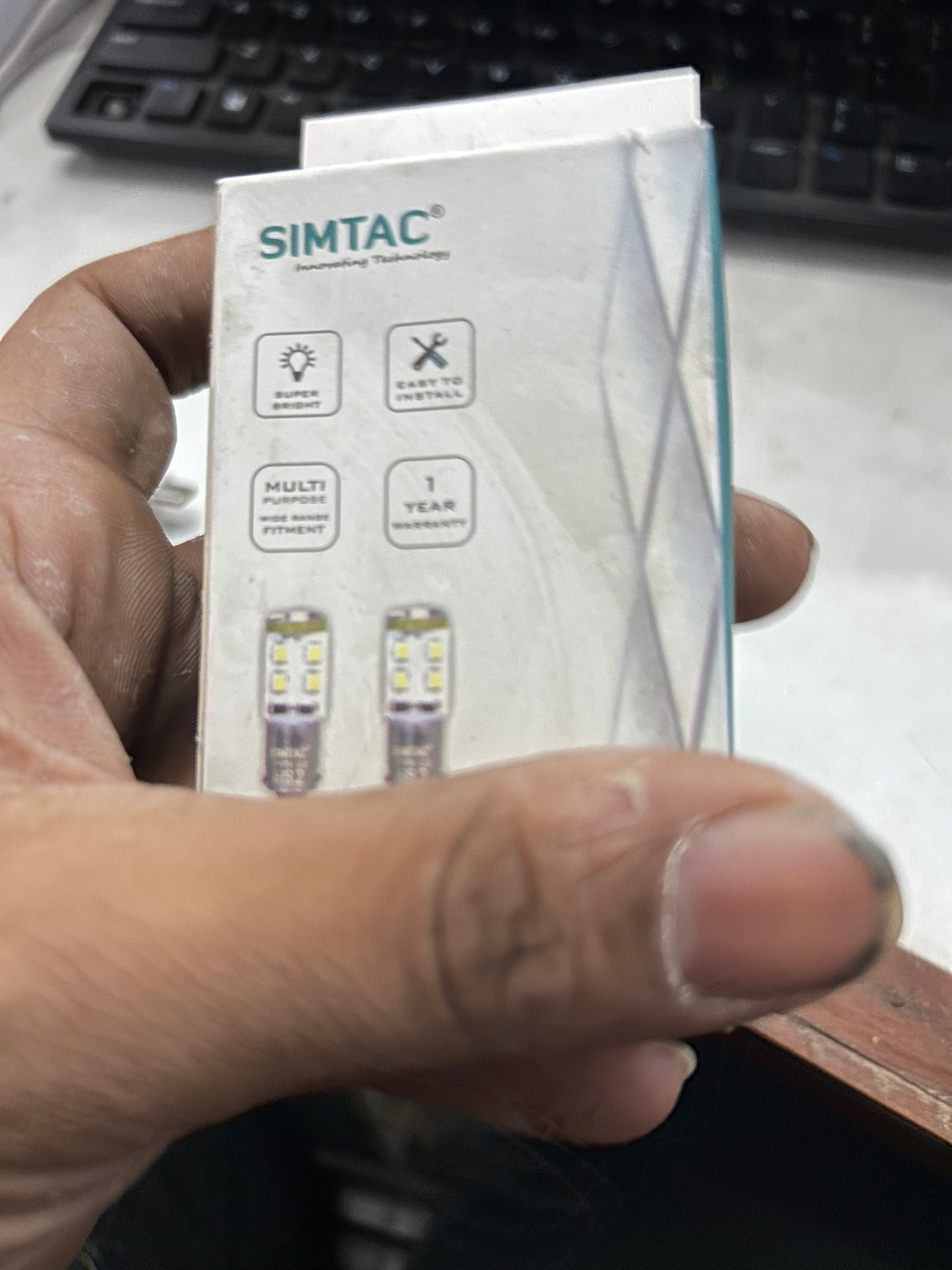 Simtac 360° LED T10 / TD Pilot & Parking Bulbs (Pack of 2, Multi-Colour) – 12V Parking / Tiger Eye / Number Plate Upgrade