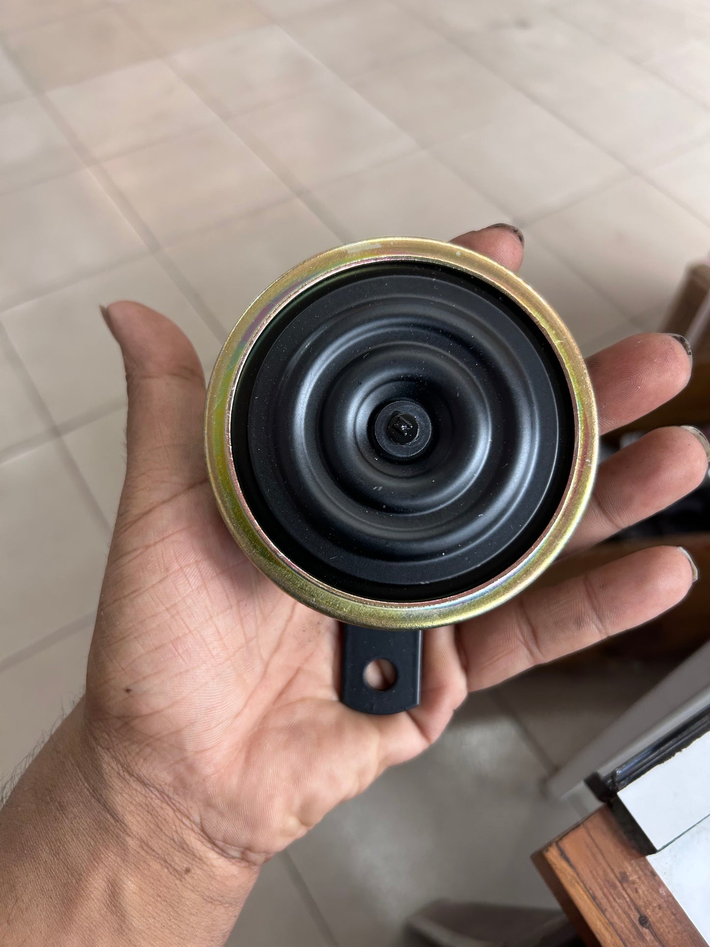 Uno Minda D95 Horn – 12V Black Disc Horn – 95mm – OEM Grade – For Royal Enfield Classic, Bullet, Thunderbird & More