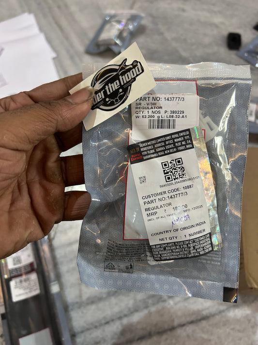 Royal Enfield 143777/3 – AC Voltage Regulator 12V for Headlamp (AC/DC System) – Bullet 350/500 CI & Electra 4S