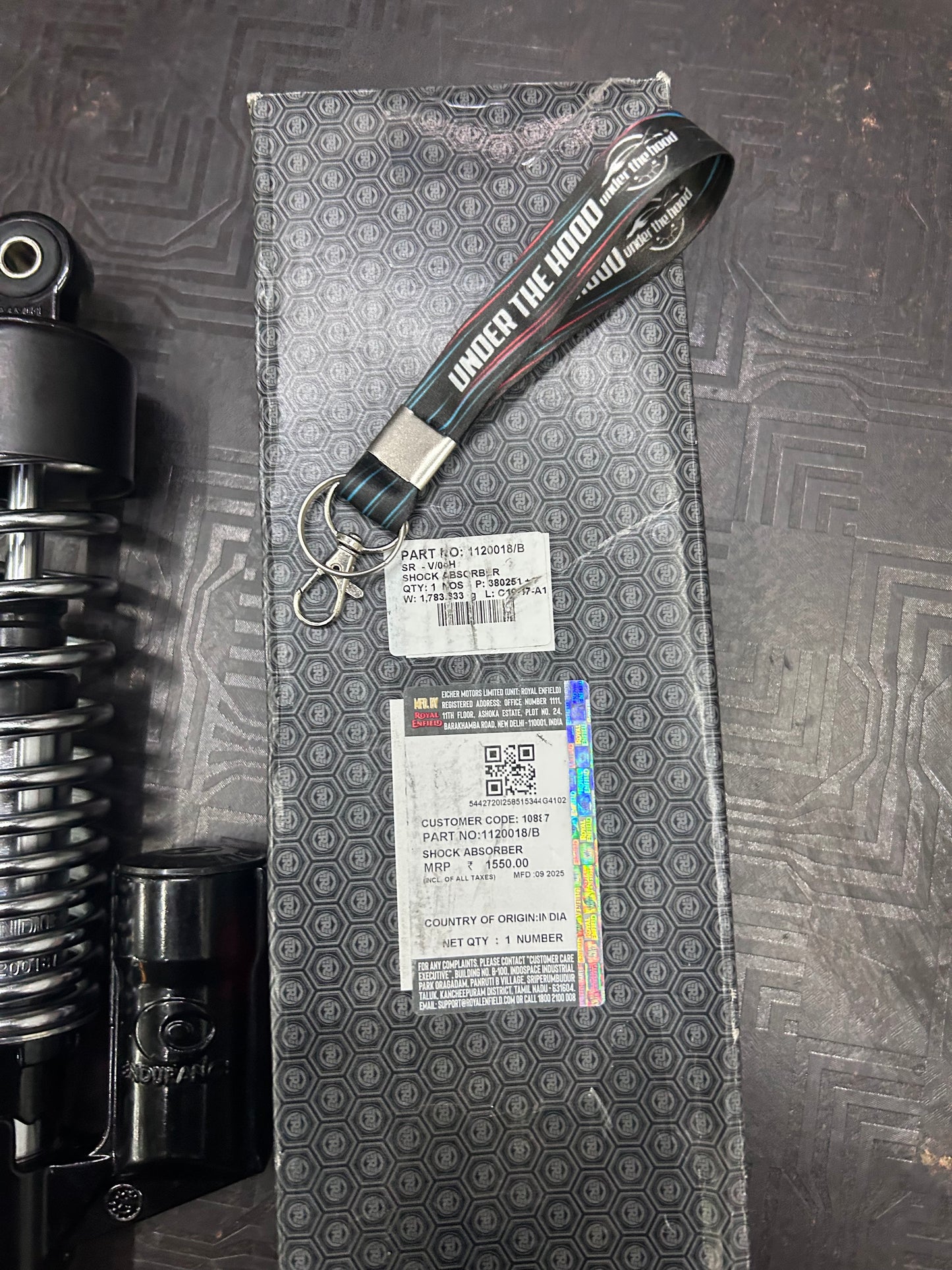 Royal Enfield 1120018/B Rear Shock Absorber – Classic 350 ABS & Classic 500 Disc / Stealth Black (Euro IV / BS4) – Genuine OEM