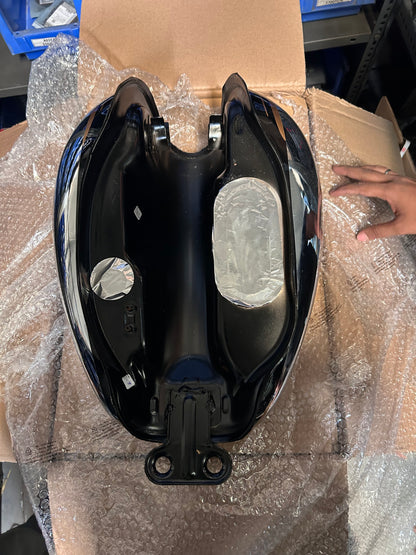 Royal Enfield Classic 350 EFI BS6 Chrome Black Genuine Fuel Tank with Sticker | RAK00424/A