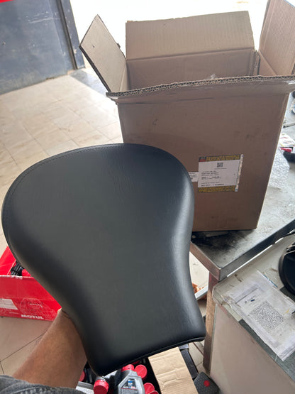 Royal Enfield 591066/F Split Seat Assembly – Rider – Genuine OEM Solo Rider Seat for Classic 350/500 UCE
