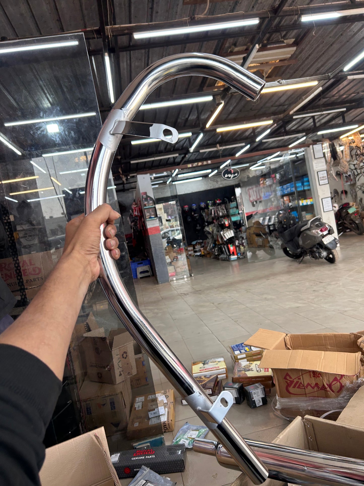 Royal Enfield 144055 – Exhaust Pipe Std Plated (Bend Pipe) for Old Bullet 350 / Deluxe / Machismo / Campus / Electra 4S–5S (Cast-Iron 350 Only)