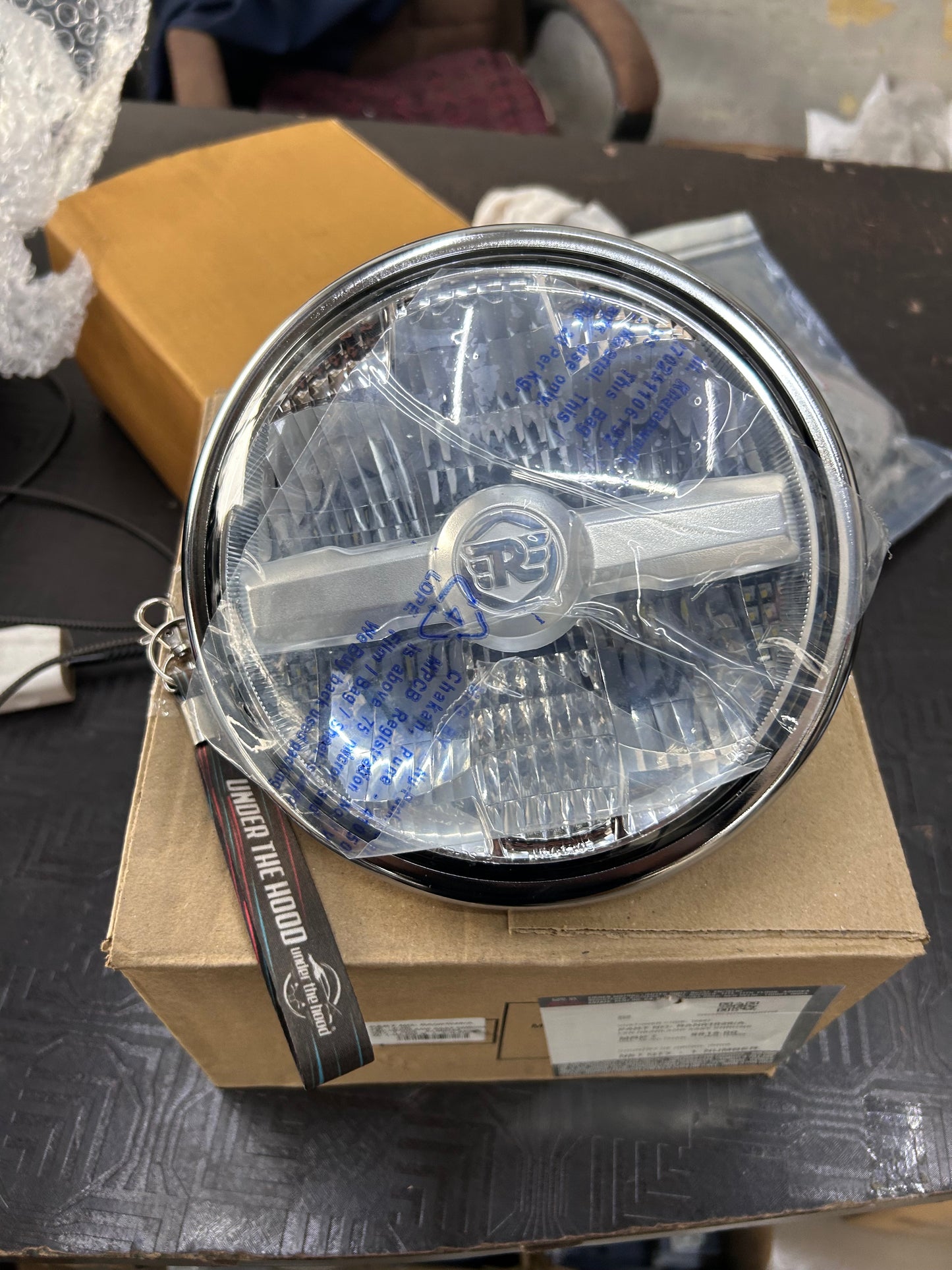 Royal Enfield Bear 650 / Interceptor 650 / Continental GT 650 LED Headlamp Assembly (Chrome) – RAN01028/A (Genuine OEM)