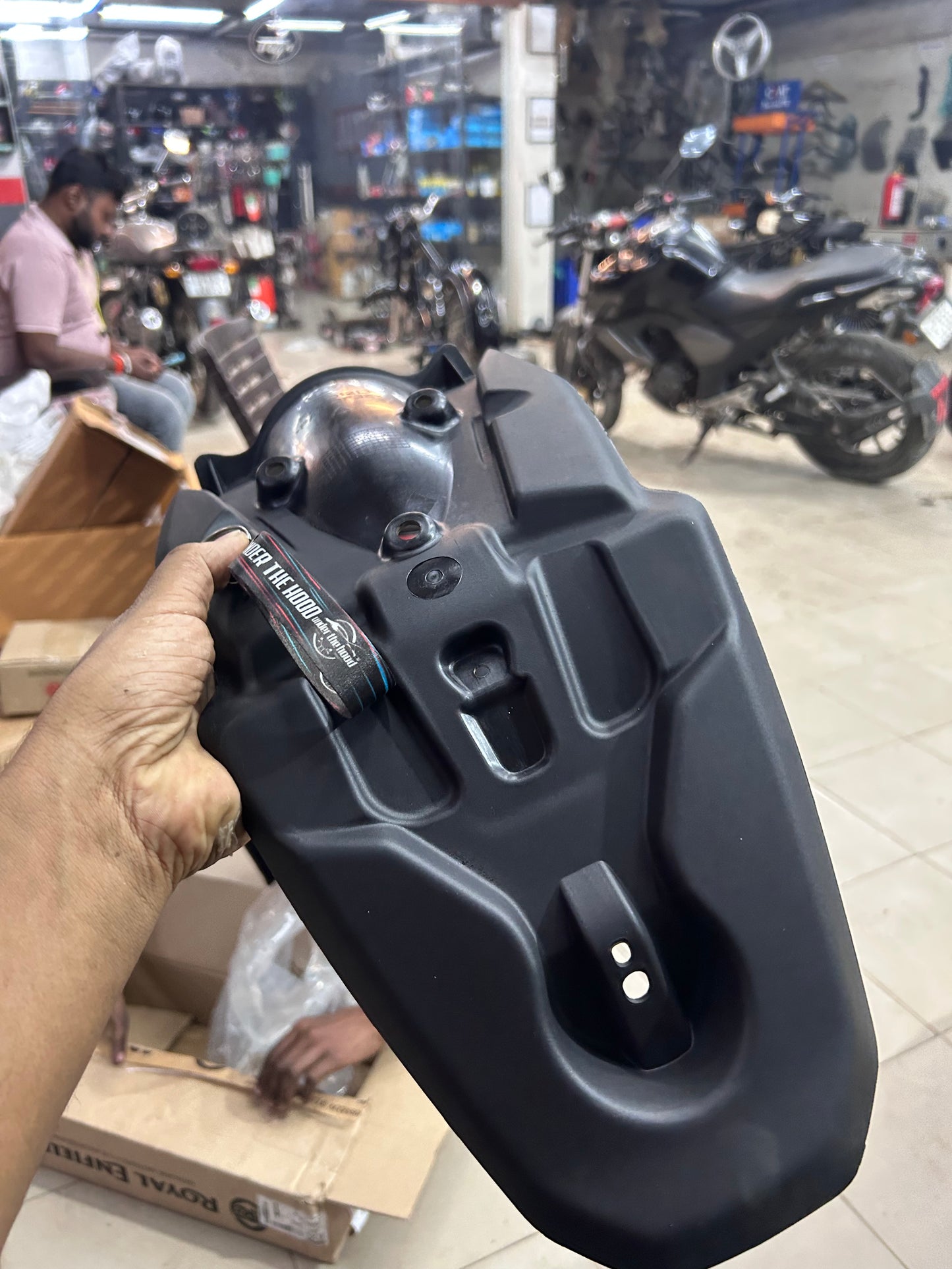 Royal Enfield KXA00494 – Black Rear Mudguard Extender for Guerrilla 450 – Genuine GMA Accessory