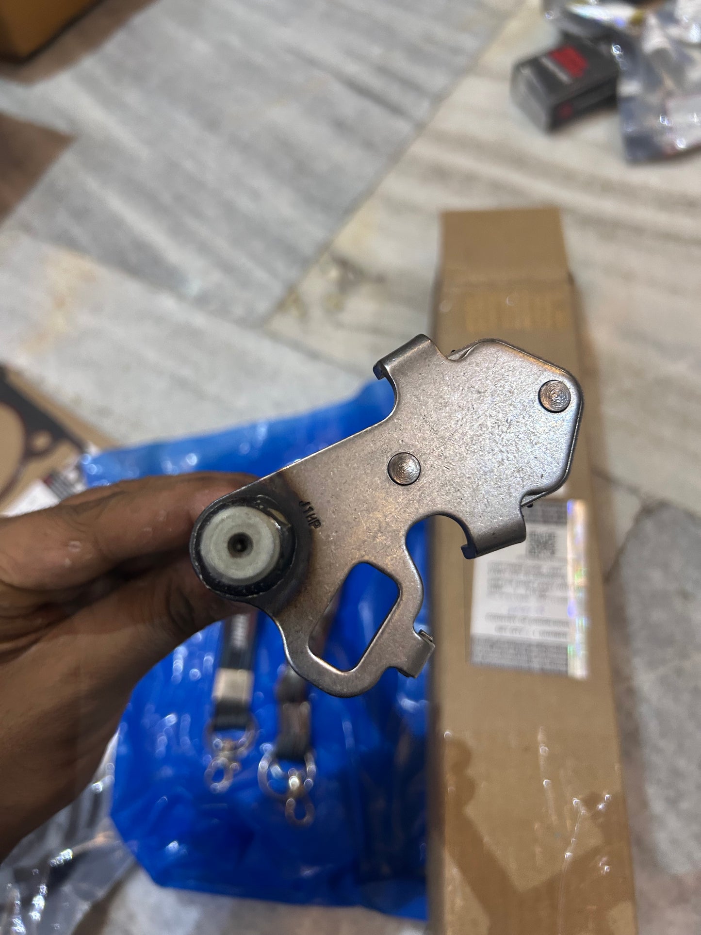 Royal Enfield RLM00080/A – OEM Shifter Shaft Assembly with Rivet for Classic 350, Meteor, Hunter & More