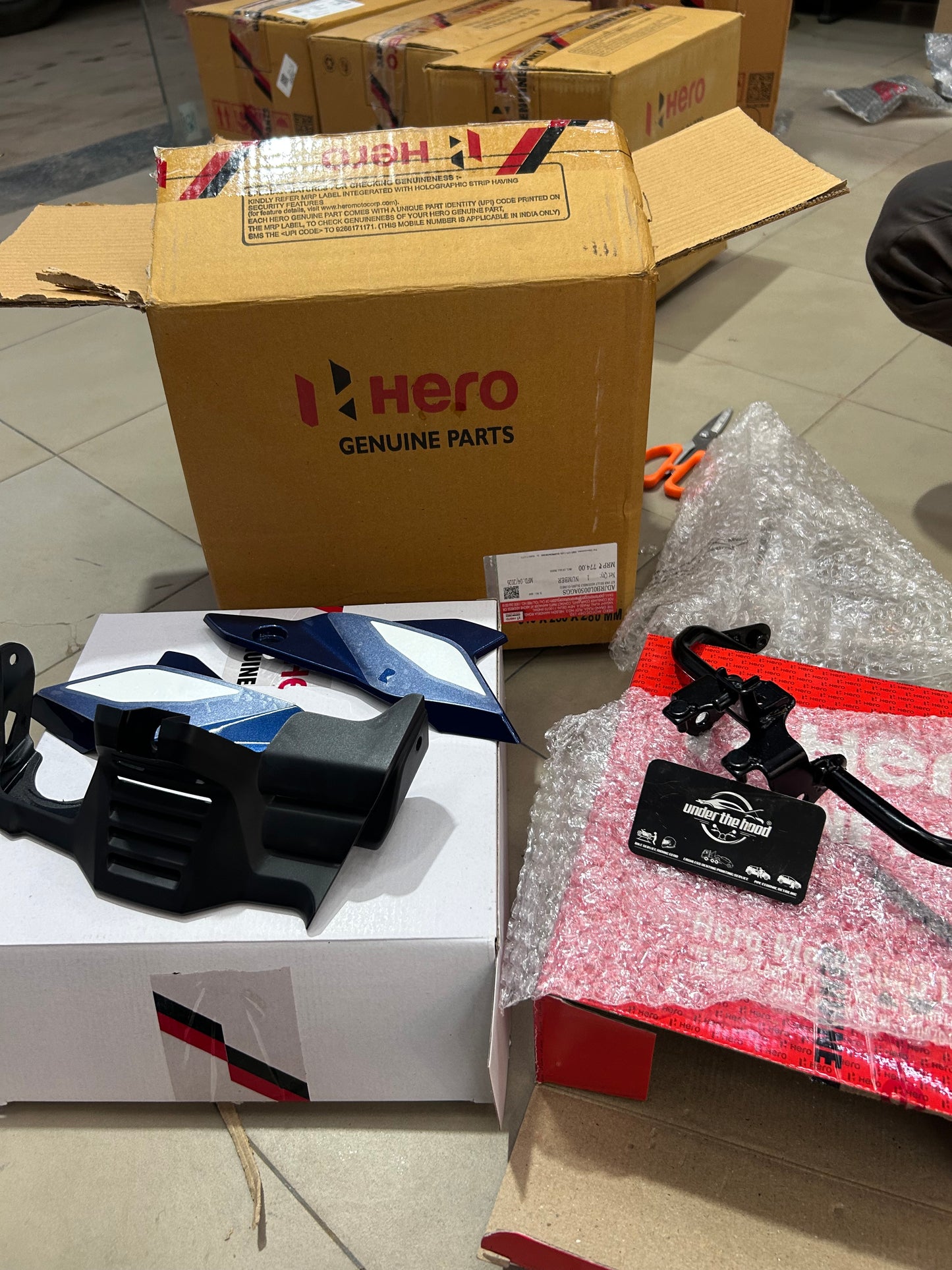 Hero Genuine Belly Pan Assembly Kit for Glamour X 125 - 5 Colour Options