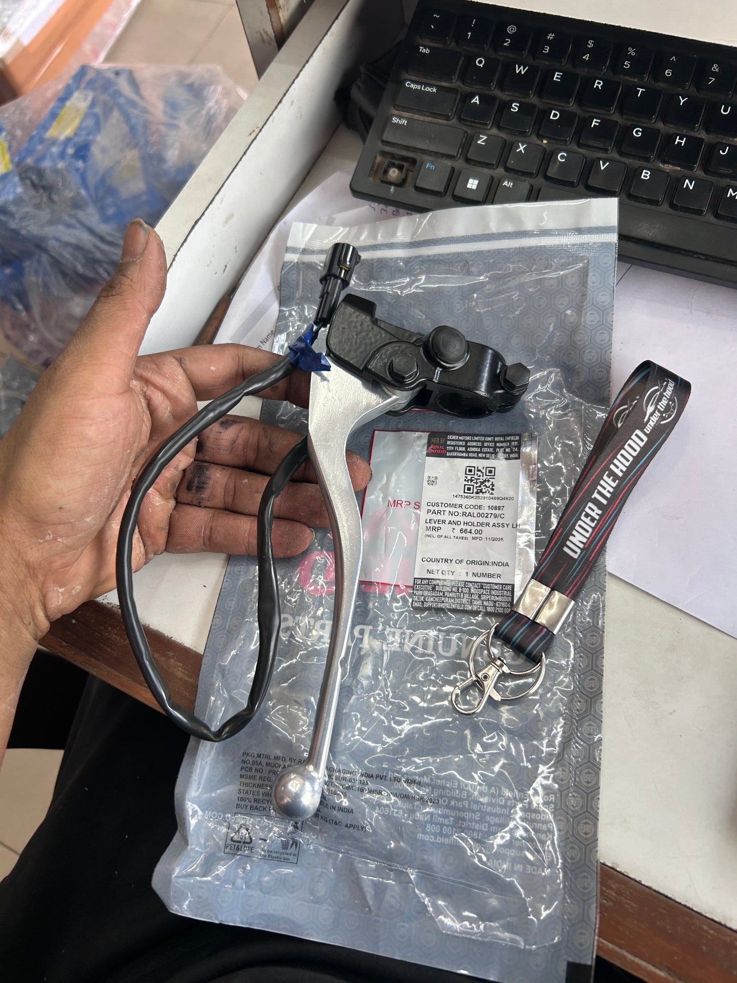 Royal Enfield RAL00279 / RAL00279/C – Genuine Clutch Lever & Holder Assembly LH for Himalayan 411 & Scram 411