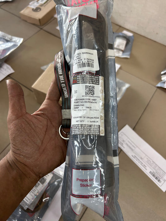 Royal Enfield RAR00454 / RAR00454/A – Chain Pad / Chain Slider for Classic 350 Reborn (J-Series), Meteor 350 & Hunter 350 – Genuine Swingarm Chain Guide