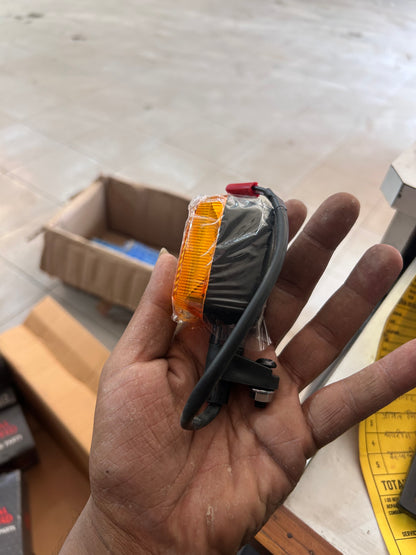 Royal Enfield 587340/D Trafficator Assembly – Rear Left / Front Right – Himalayan BS4 & BS6