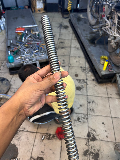 Royal Enfield 591512/B Main Spring – Genuine Front Fork Shock‑Absorber Main Spring for Bullet 350/500 & Classic 350/500 UCE EFI