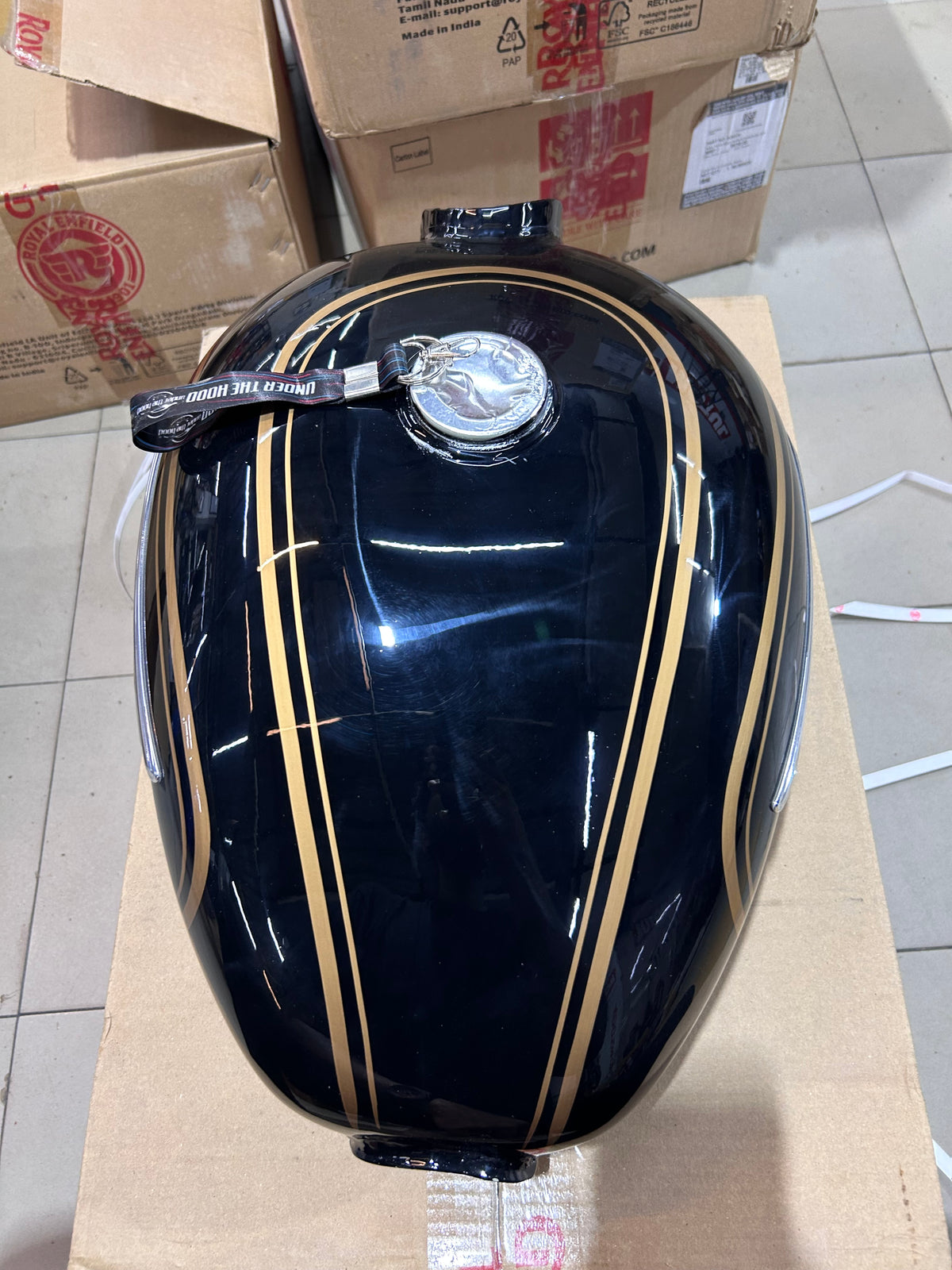 Royal Enfield Bullet 350 UCE Kick Start Black GK Fuel Tank – 866152