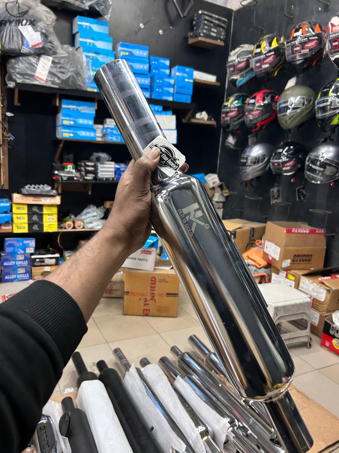 HK Mini/Short Punjab Silencer (Big Mouth, Chrome) for Royal Enfield Classic 350 Reborn (J-Series) & New Bullet 350 2023+ (Battalion Black) – HK