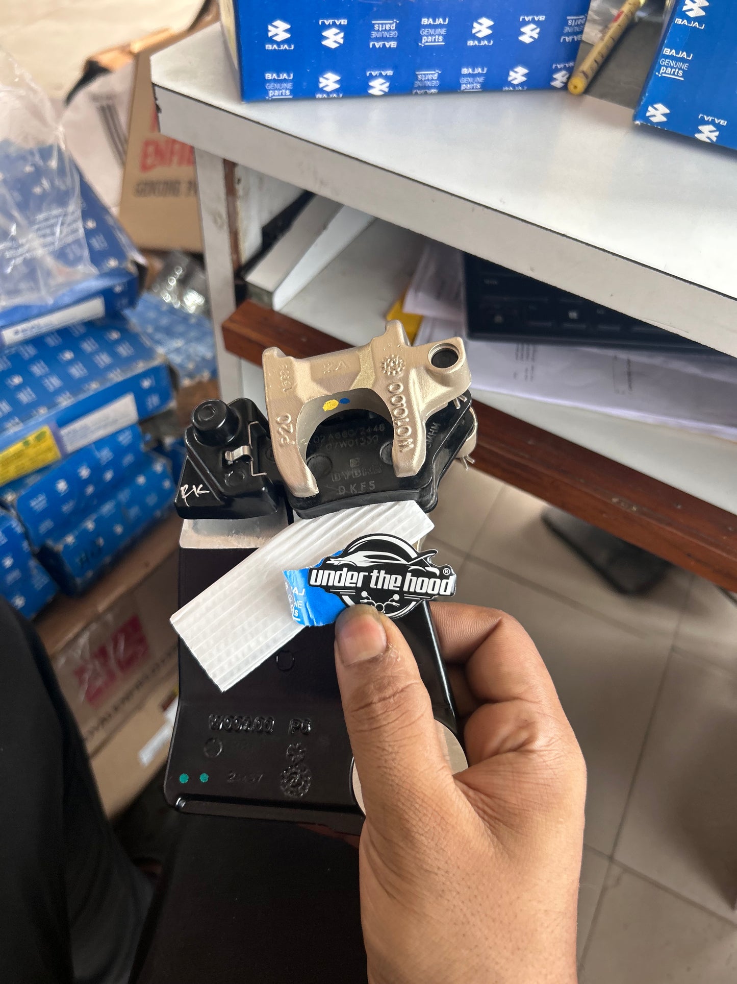 Bajaj Pulsar Rear Brake Caliper Assembly (Non-ABS) – DK151083 | OEM for 150 Twin Disc, 200NS, AS200, RS200