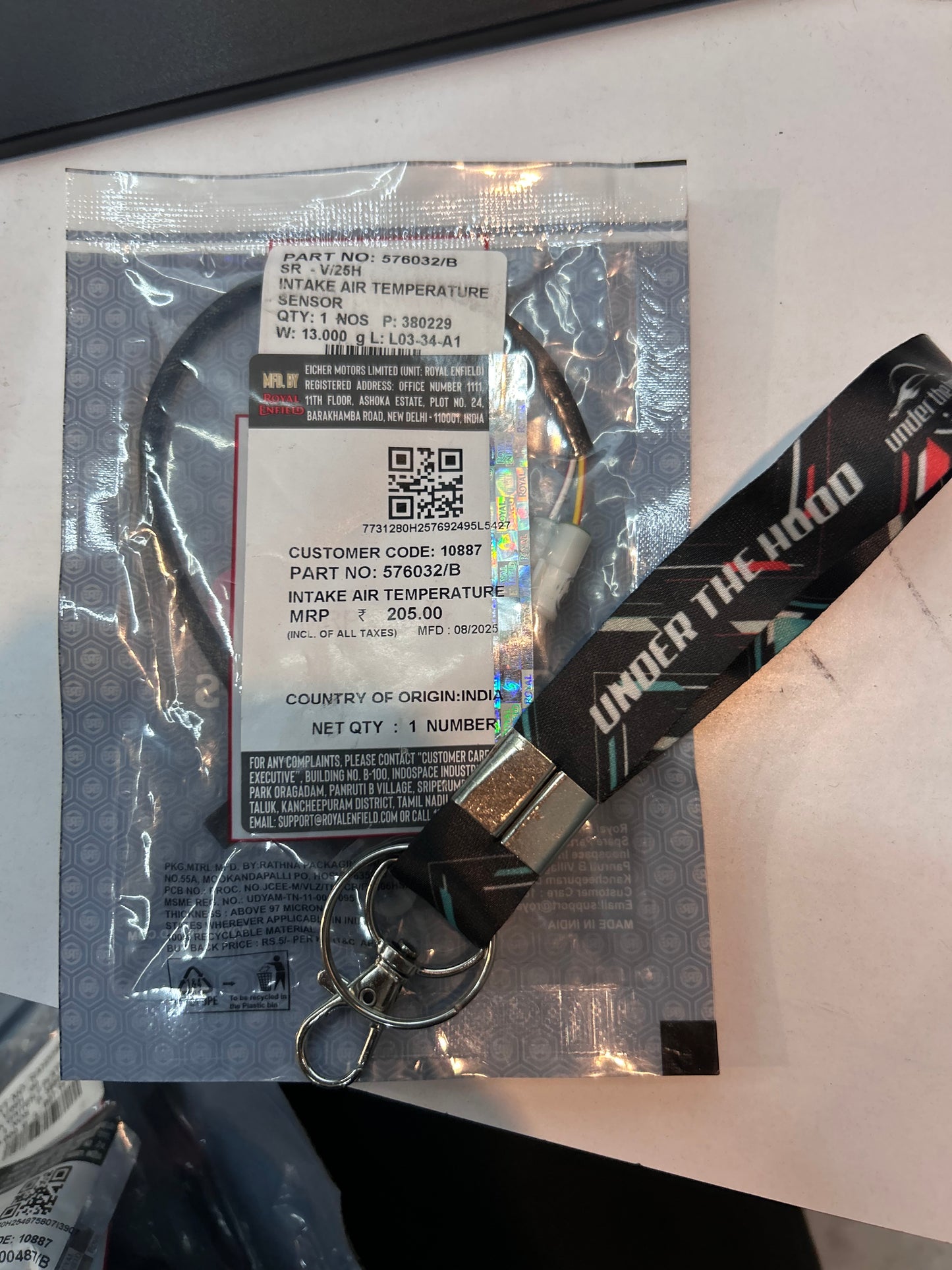 Royal Enfield Genuine Intake Air Temperature (IAT) Sensor – Part No. 576032/B | Fits Interceptor, Continental GT, Shotgun 650 & Super Meteor 650