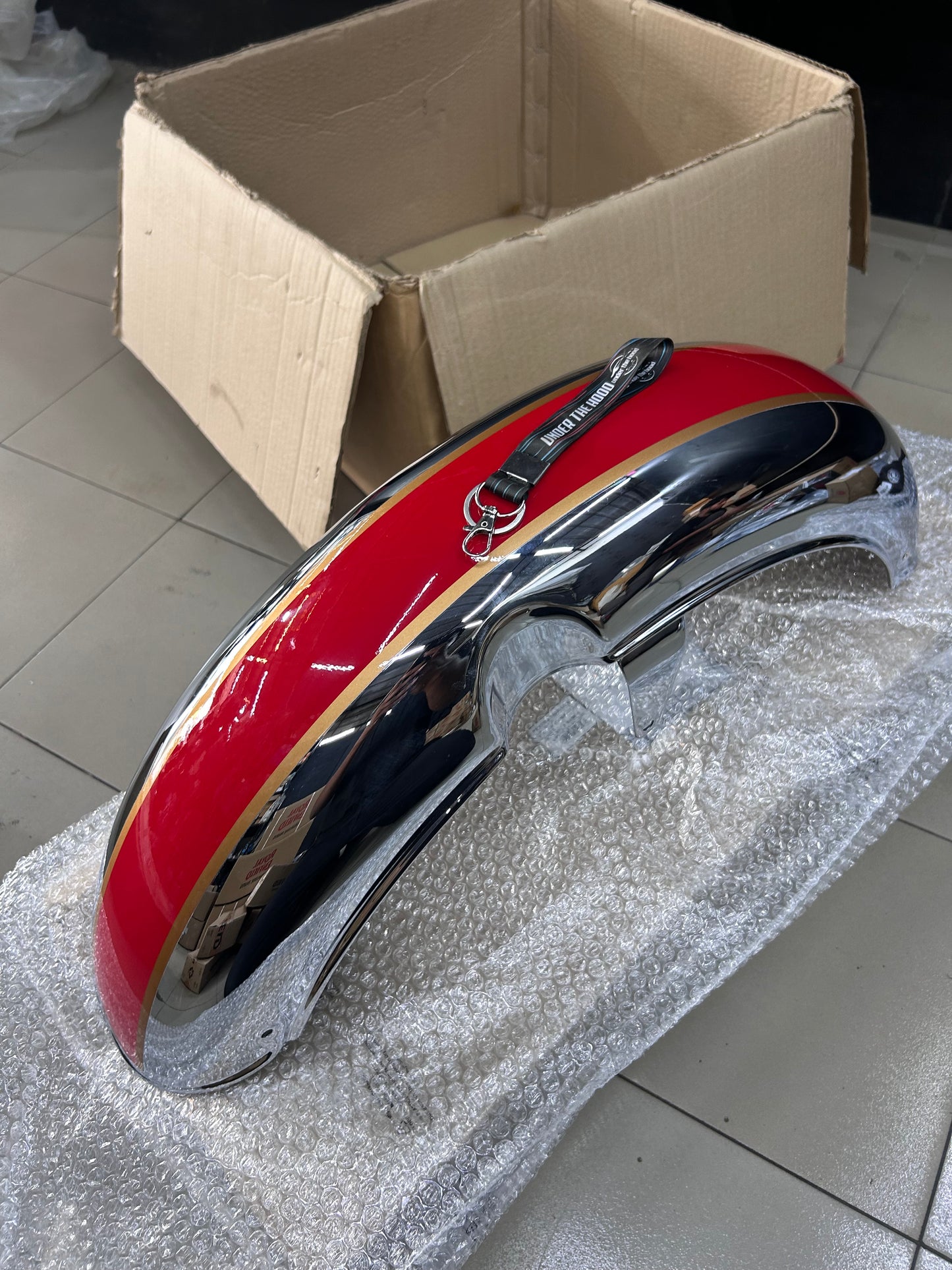 Royal Enfield Front Mudguard with Sticker GT Red & Chrome RAG00120/A for Classic 350 Reborn