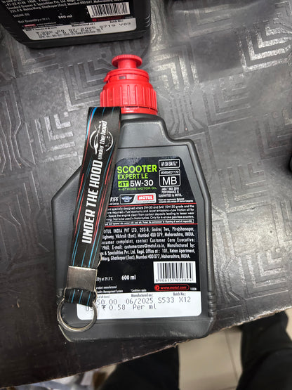 Motul Scooter Expert LE 10W-30 Semi-Synthetic Engine Oil – Technosynthese® (600ml / 800ml, API SN, JASO MB)