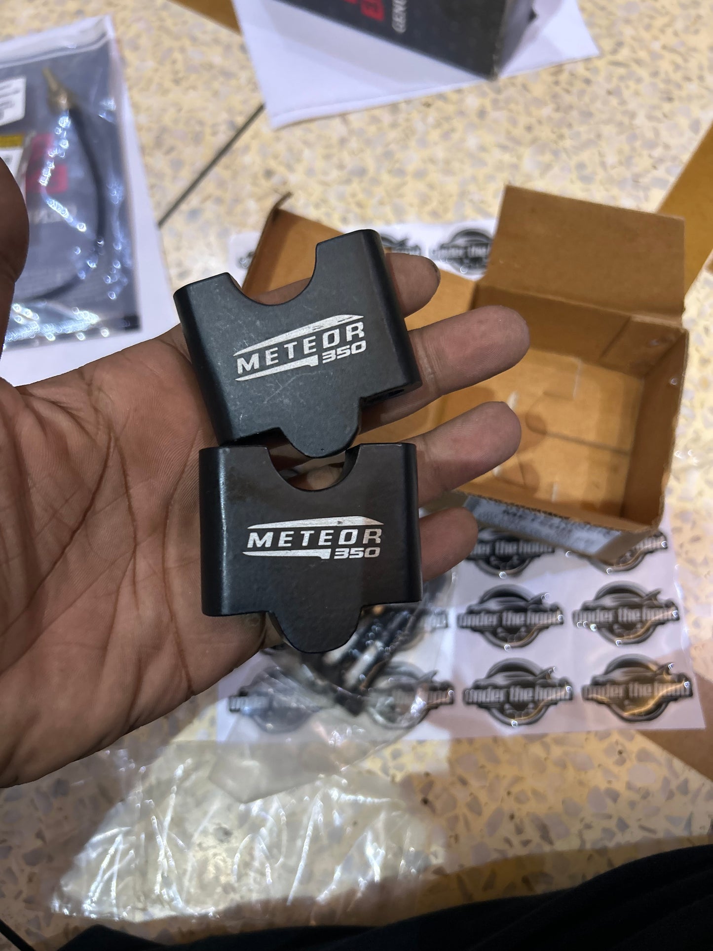 Aftermarket Handlebar Riser for Royal Enfield Meteor 350 – Black CNC Machined Aluminium