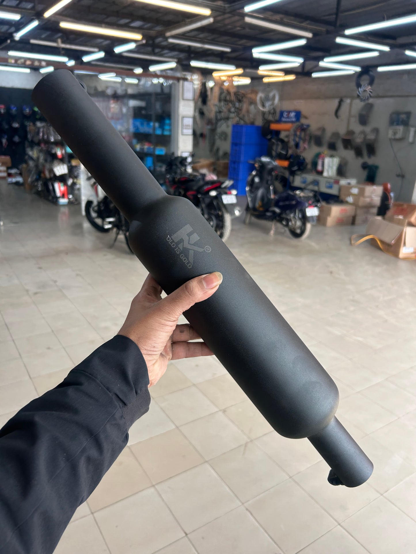 HK Mini/Short Punjab Silencer (Big Mouth, Chrome) for Royal Enfield Classic 350 Reborn (J-Series) & New Bullet 350 2023+ (Battalion Black) – HK