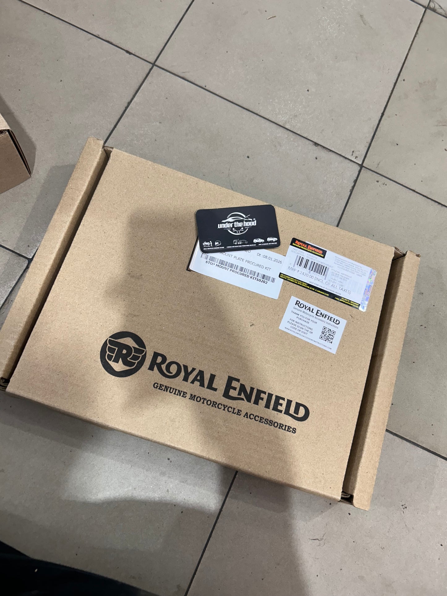 Royal Enfield Silver Adventure Top Box Mount for Himalayan 450 – Genuine OEM Rear Luggage Plate KXA00434