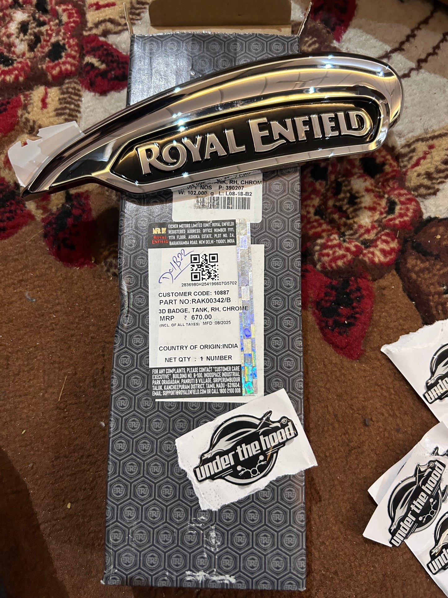 Royal Enfield RAK00342/B – 3D Tank Badge (RH, Chrome) for Meteor 350 (J-Series, BS6/Euro 5) – Genuine OEM