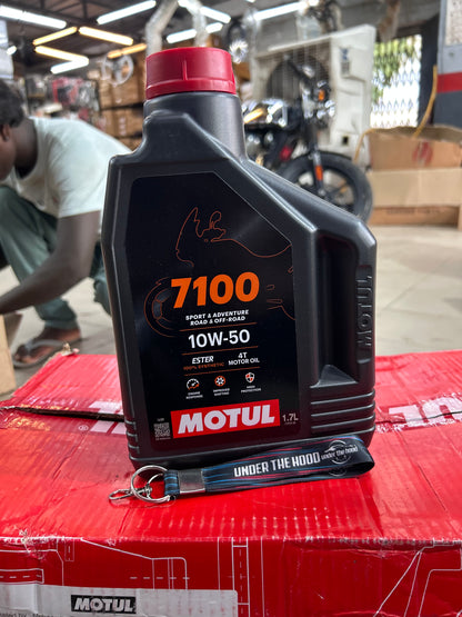 Motul 7100 4T 10W-50 Engine Oil (API SP, JASO MA2) – 100% Synthetic Ester – 1L / 1.5L (Select Pack Size)