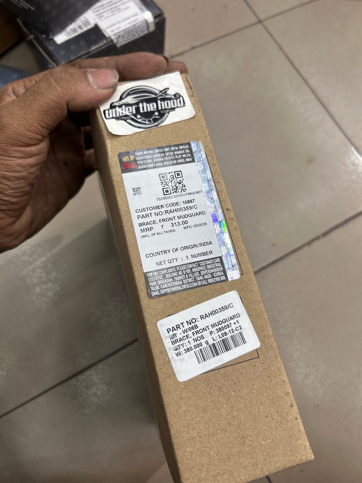 Royal Enfield RAH00359 – Brace, Front Mudguard (Front Fender Brace) for Guerrilla 450 (BS6) – Genuine OEM