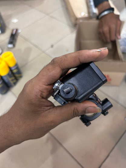 Royal Enfield 585027/A Master Cylinder Assembly – Front Brake Lever & Master Cylinder OEM for Himalayan, Continental GT & Interceptor