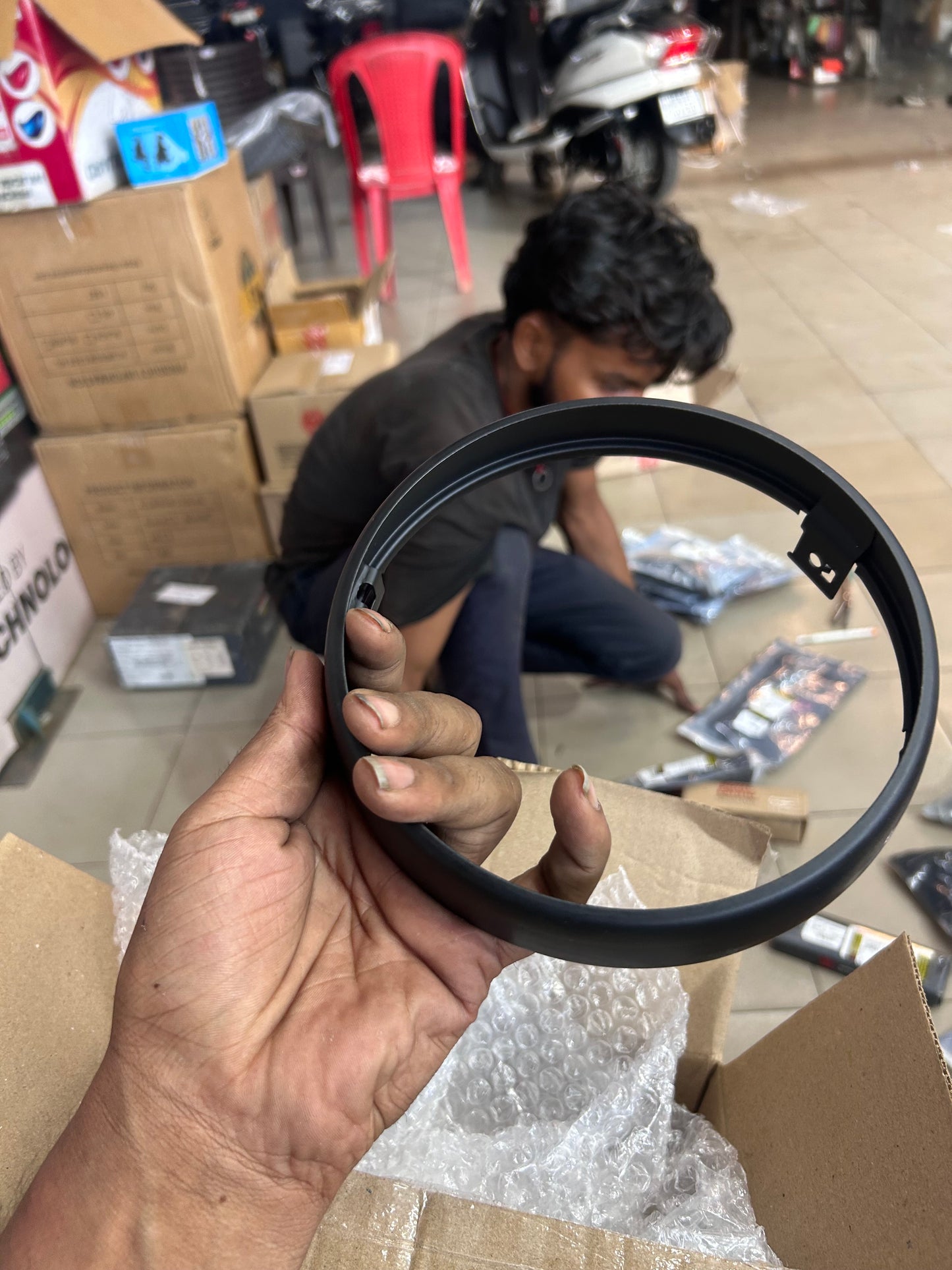 Royal Enfield RAN00568/A – Headlight Outer Rim Assembly for Hunter 350