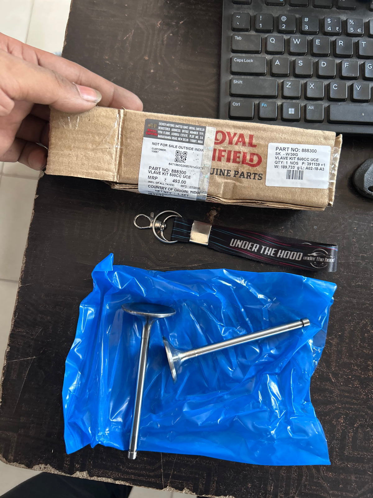 Royal Enfield 888300 — Valve Kit 500cc UCE (Intake/Exhaust Valves Kit) for Continental GT 535 (UCE 535) — Genuine OEM