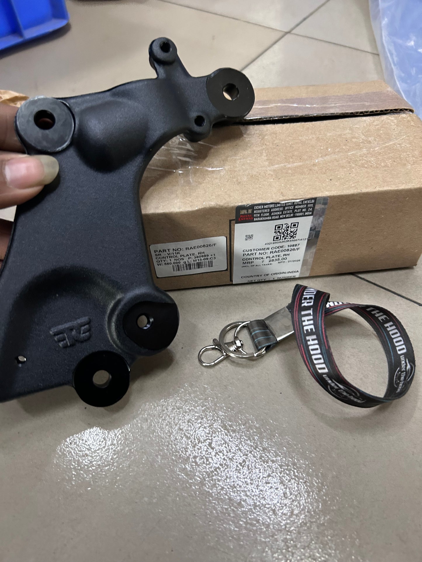 Control Plate, RH (Right-Hand Side Plate Bracket) for Royal Enfield Himalayan 450 – RAE00826/B