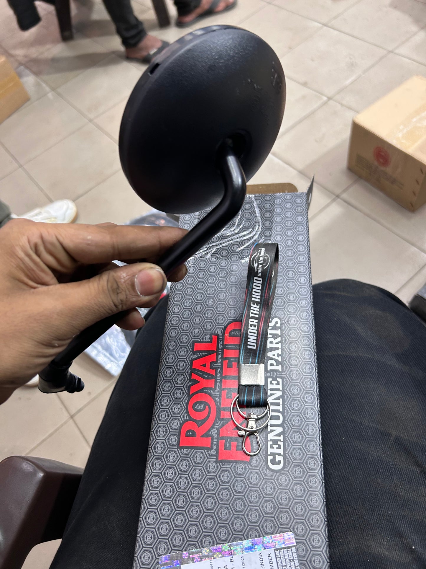 Royal Enfield RAL00750 – Mirror Rear View LH Black for Classic 350 Reborn (J-Series, OEM Left-Side Mirror)