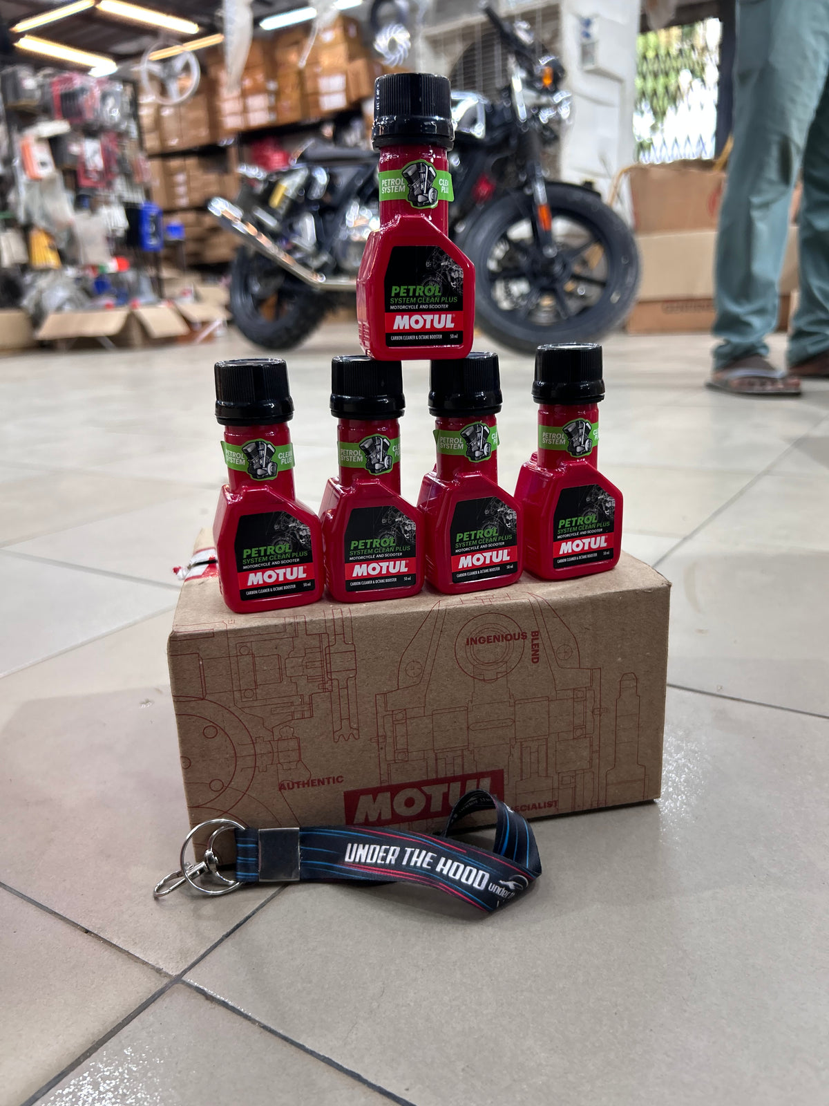 Motul Petrol System Clean Plus (50ml) Motorcycle & Scooter (Carbon Cleaner & Octane Booster)
