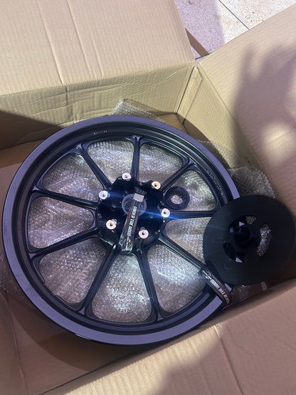 Original Royal Enfield Alloy Wheels (UCE Dual-Disc) — Front 19" 1120035/B + Rear 18" 1120040/B — Fits Classic 350/500 UCE & Thunderbird 350/500 (rear) — Genuine OE