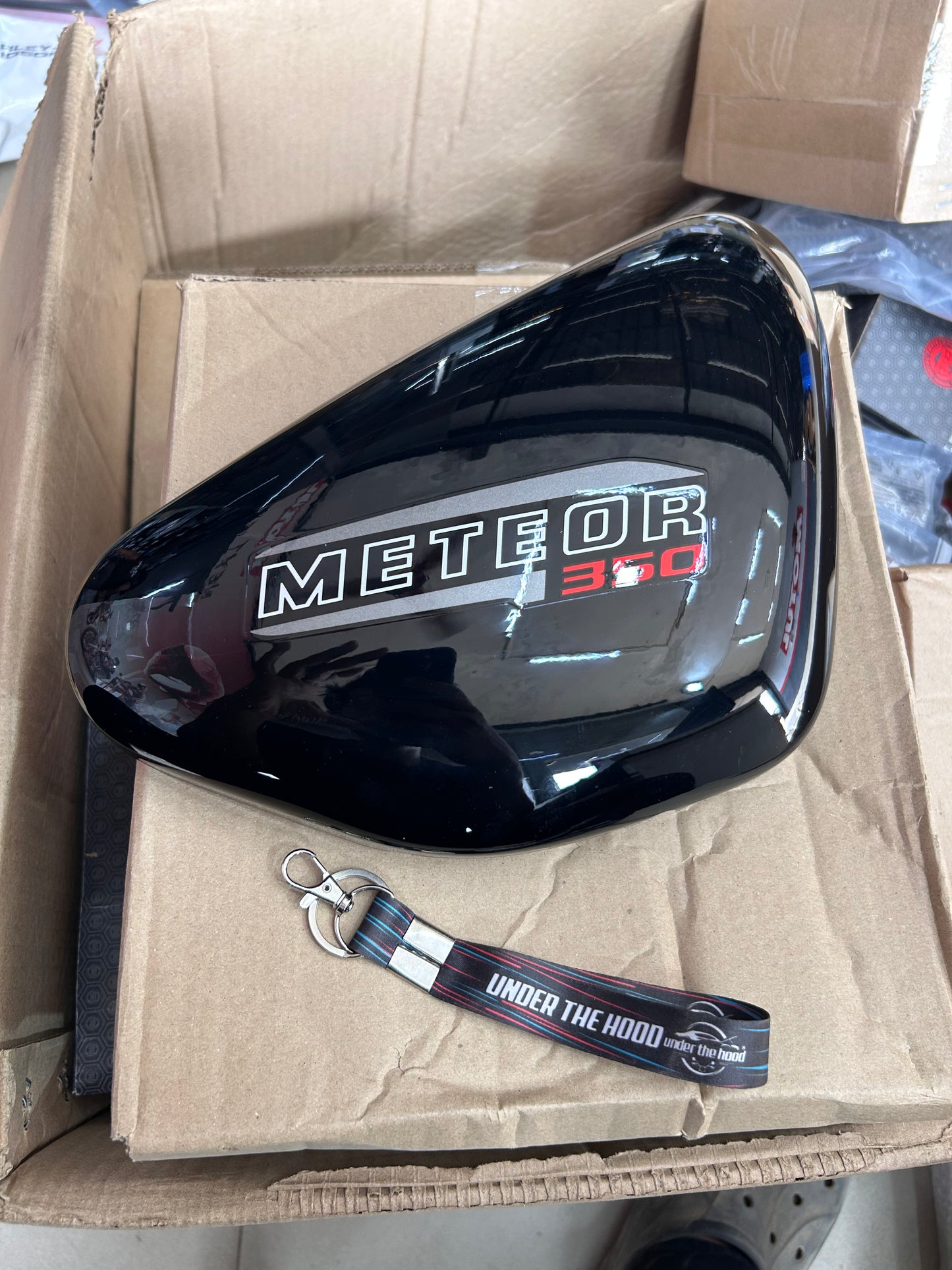 Royal Enfield RAV00328/B - Outer Cover / Side Panel Outer Cover (Right Hand) - Glossy Black for Meteor 350