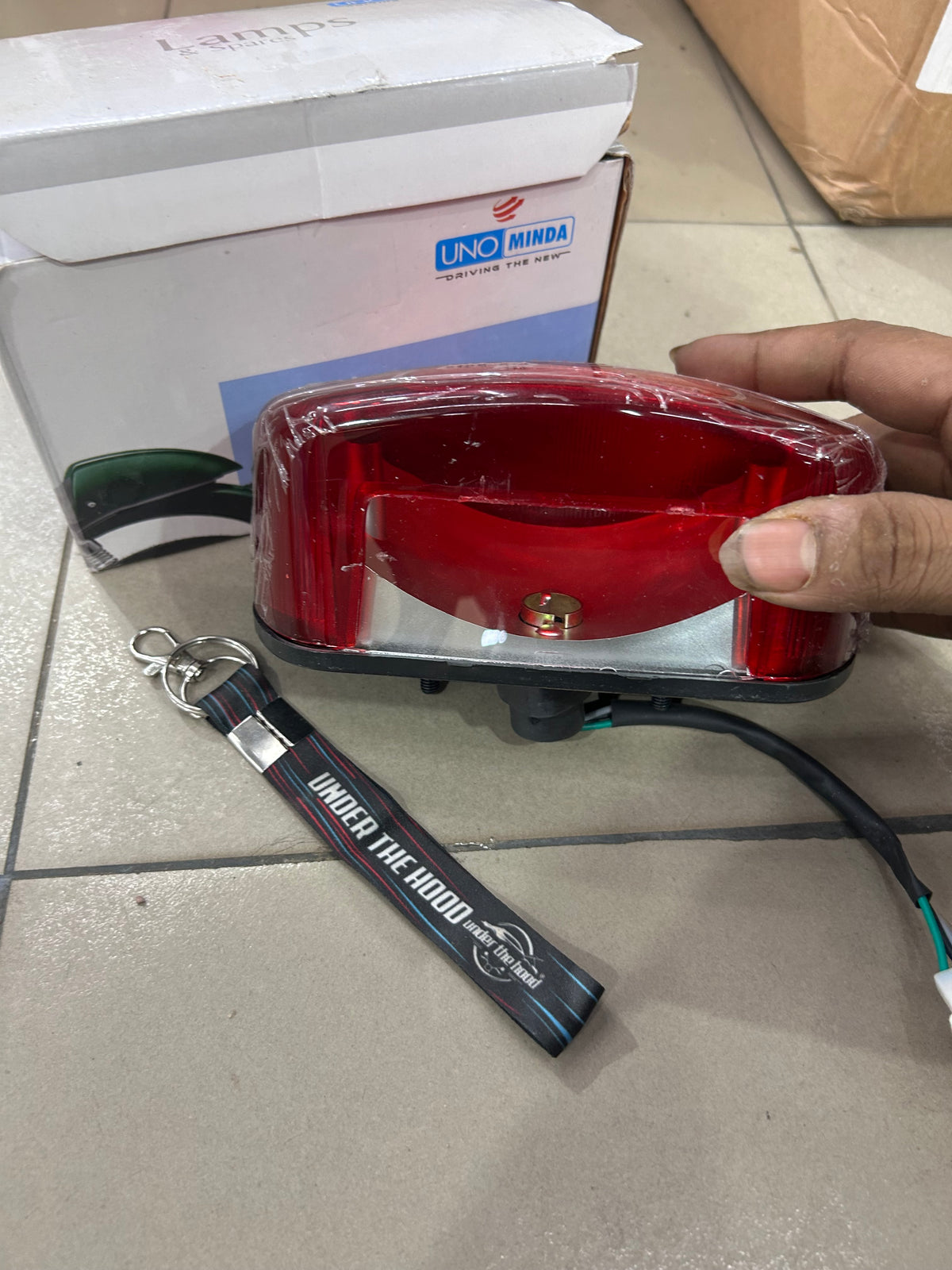 Uno Minda Tail Light Assembly with Coupler for Royal Enfield Electra 350 UCE | TL-6160EM