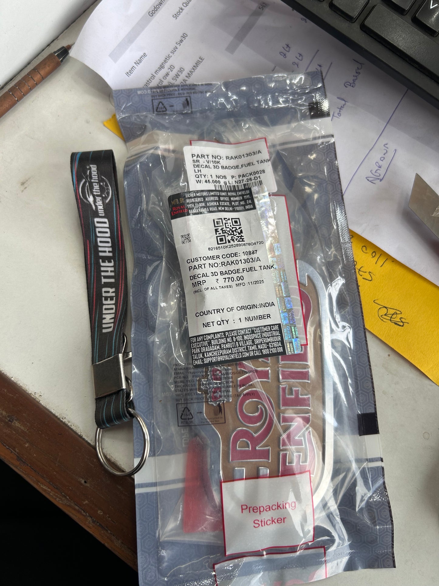 Royal Enfield RAK01303/A – 3D Fuel Tank Badge (LH) for Bullet 350 J-Series – Standard Black & Standard Maroon – Genuine OEM