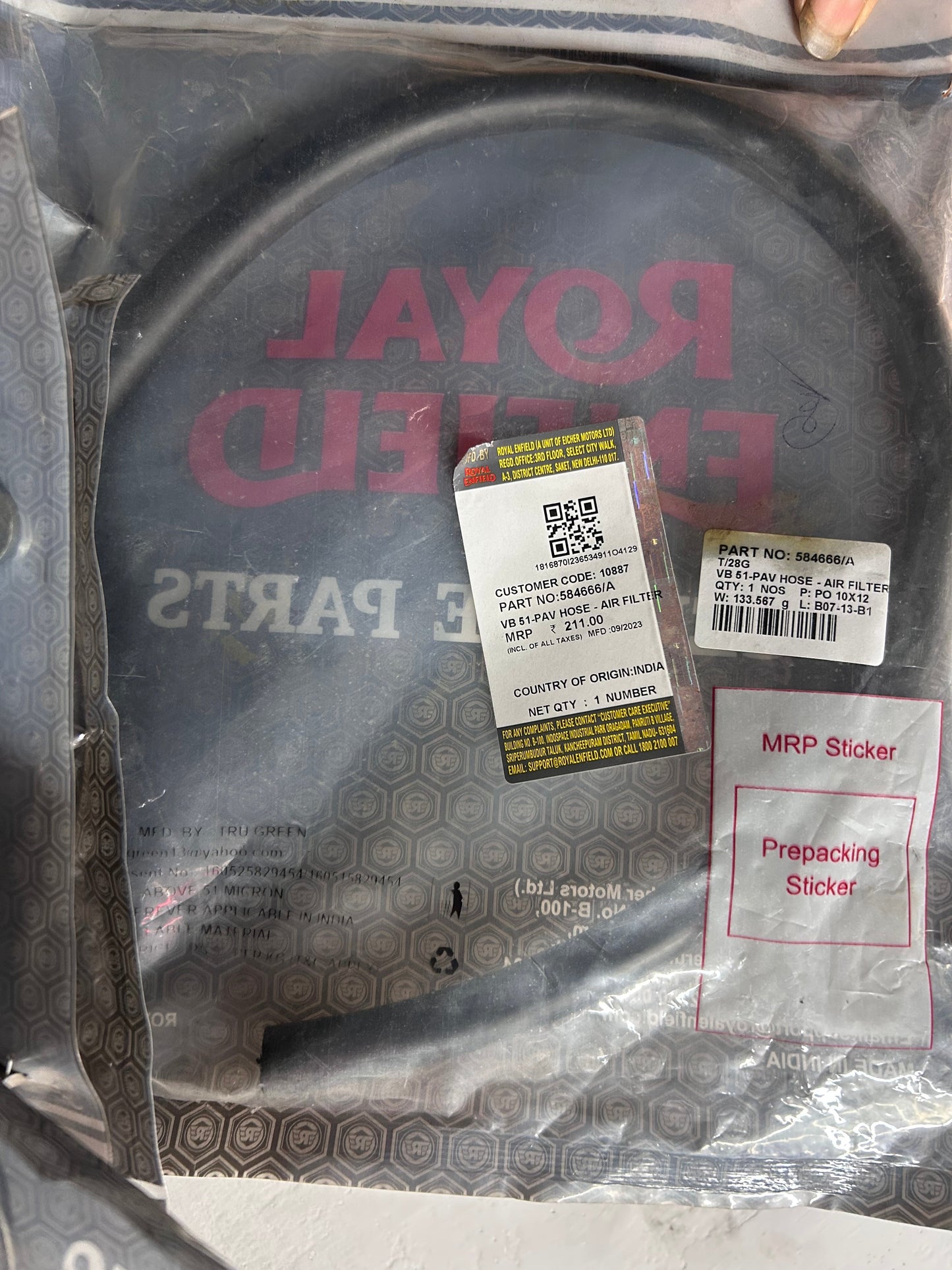 Royal Enfield 584666/A VB 51-PAV Hose Air Filter – Bullet 500 & GT 535 UCE Genuine OEM